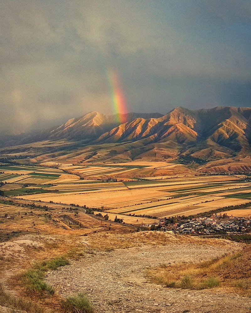 Радуга в предгорьях Тянь-Шаня