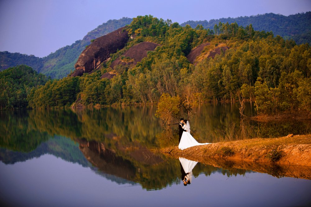 Photograph by Võ Văn Tiến