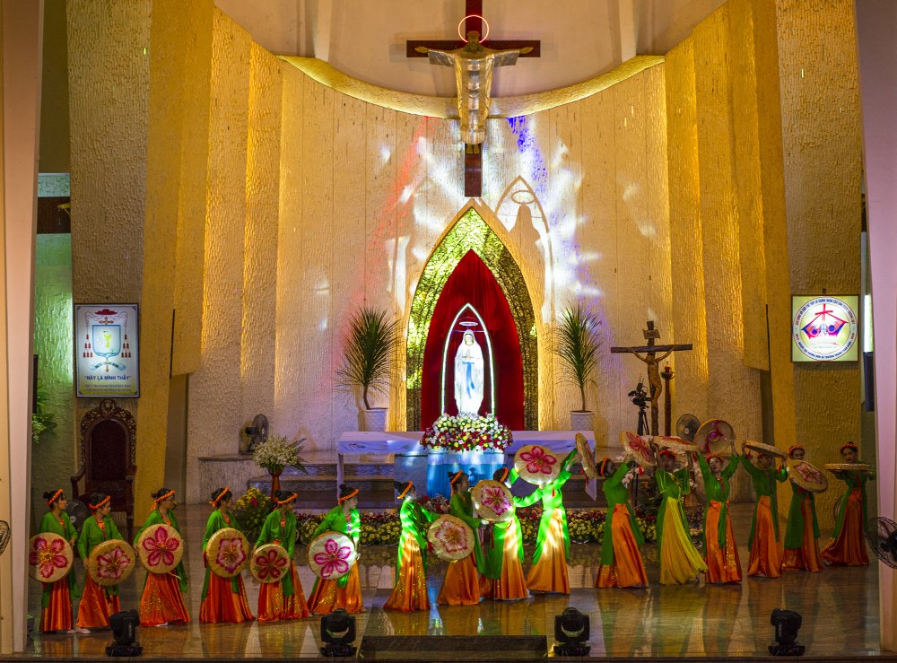 Photograph by Ân Đoàn