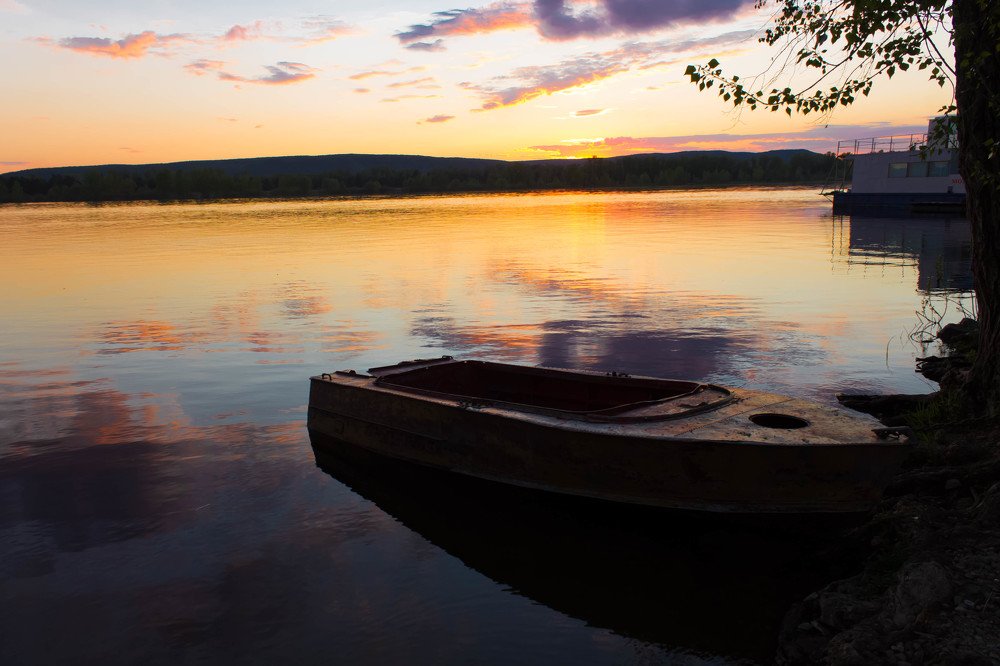 Закат на Волге