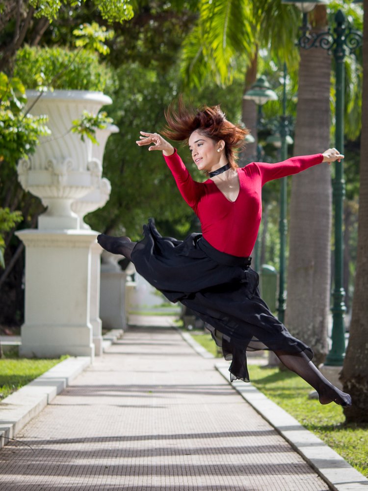 Photograph by Oscar Muñoz