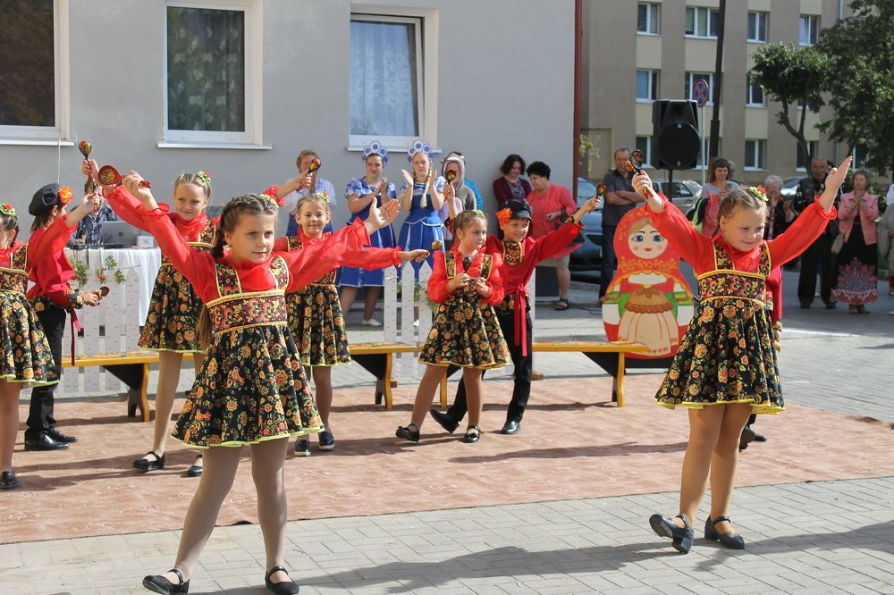 Маленькие танцоры