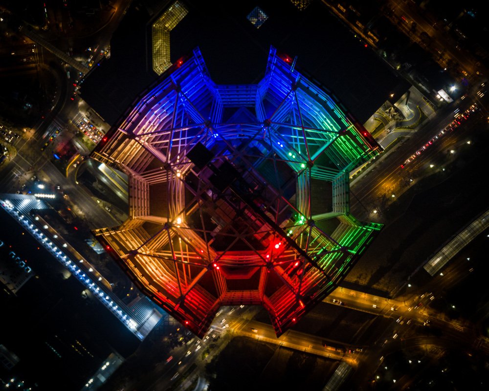 Looks like a giant Simon game