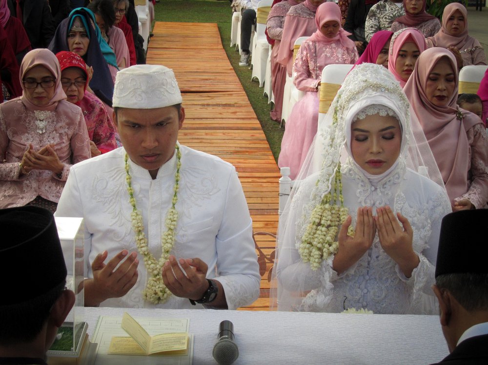 Photograph by Albert Maramis