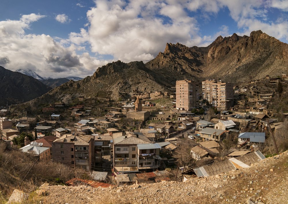 Город в горах