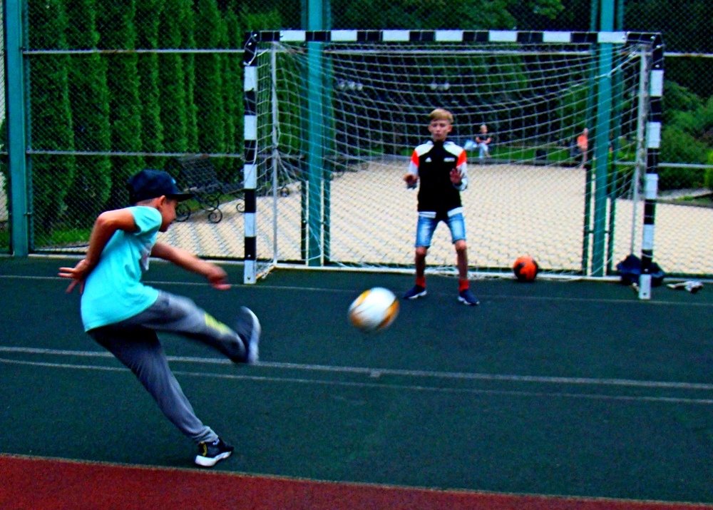 Photograph by Евгений Бригиневич - Снежин