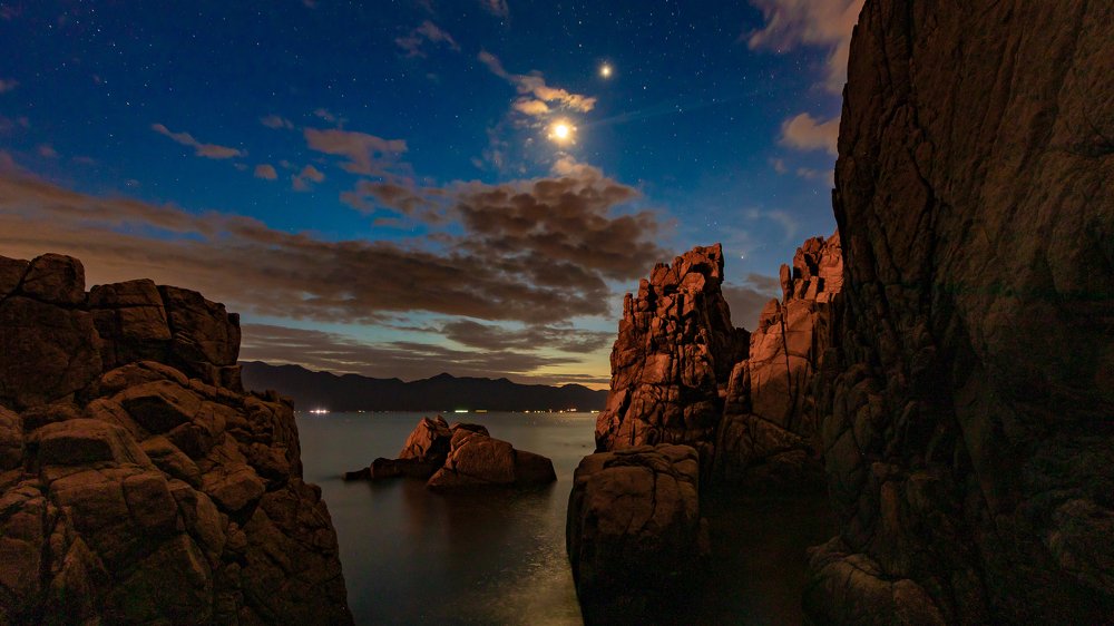 Photograph by Duong Quoc Huy