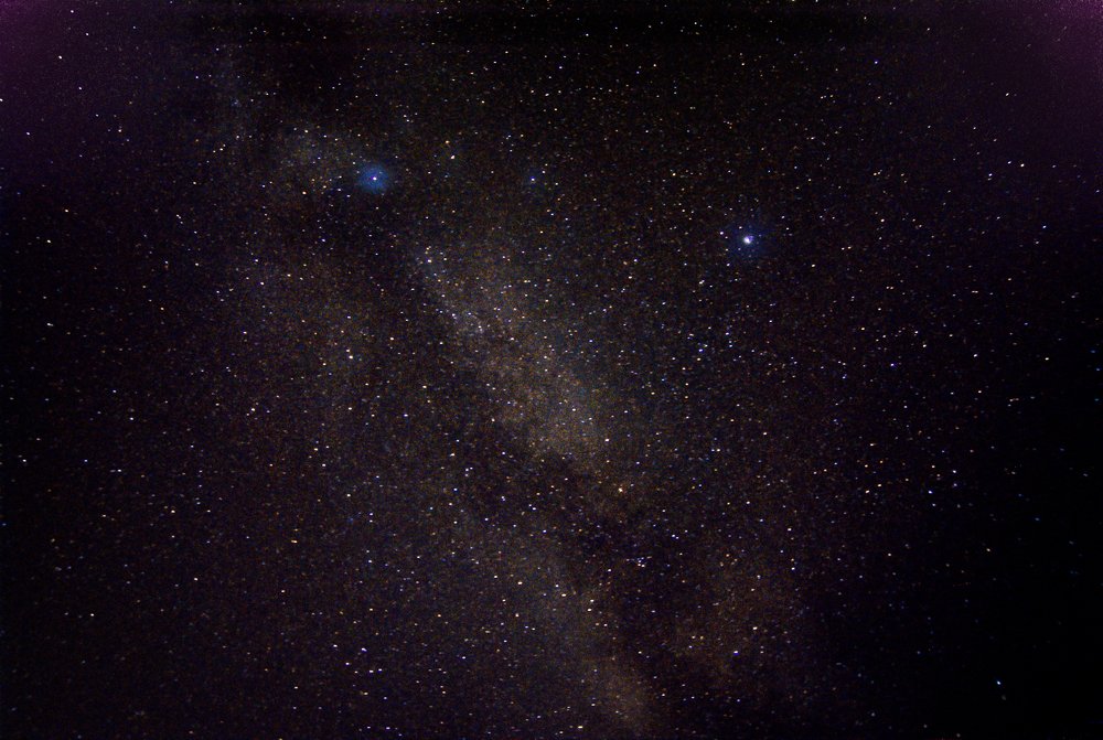 Mercury and Venus in front of a Milky way