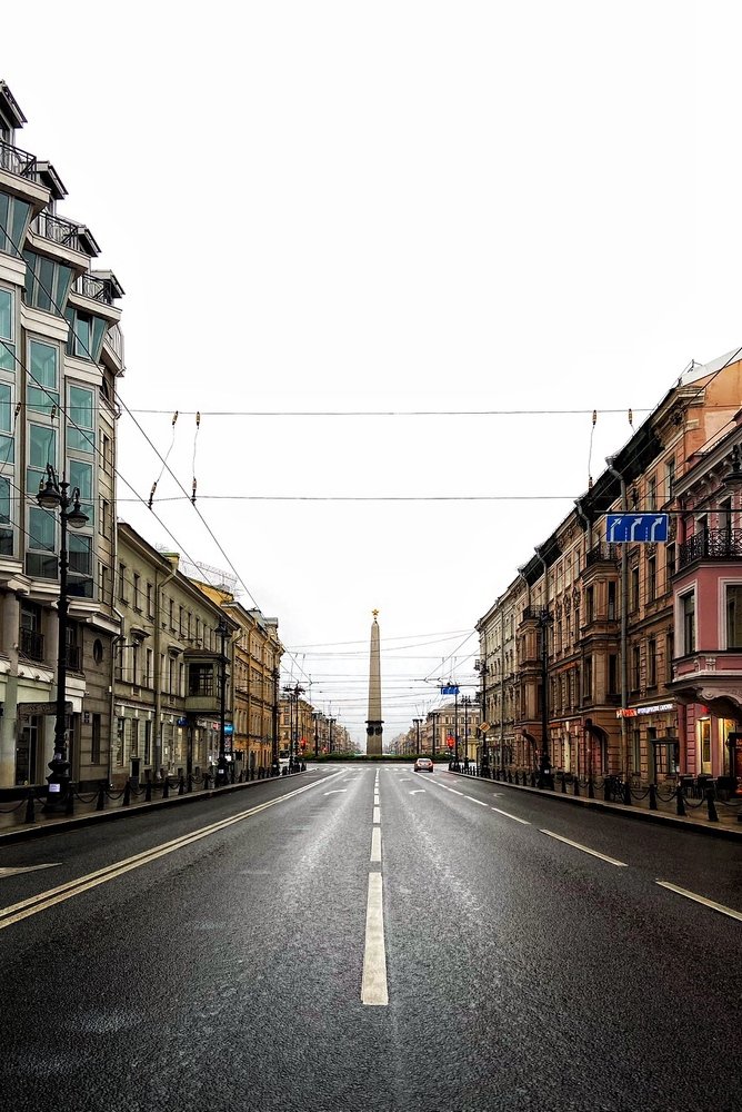 ранее утро на Невском