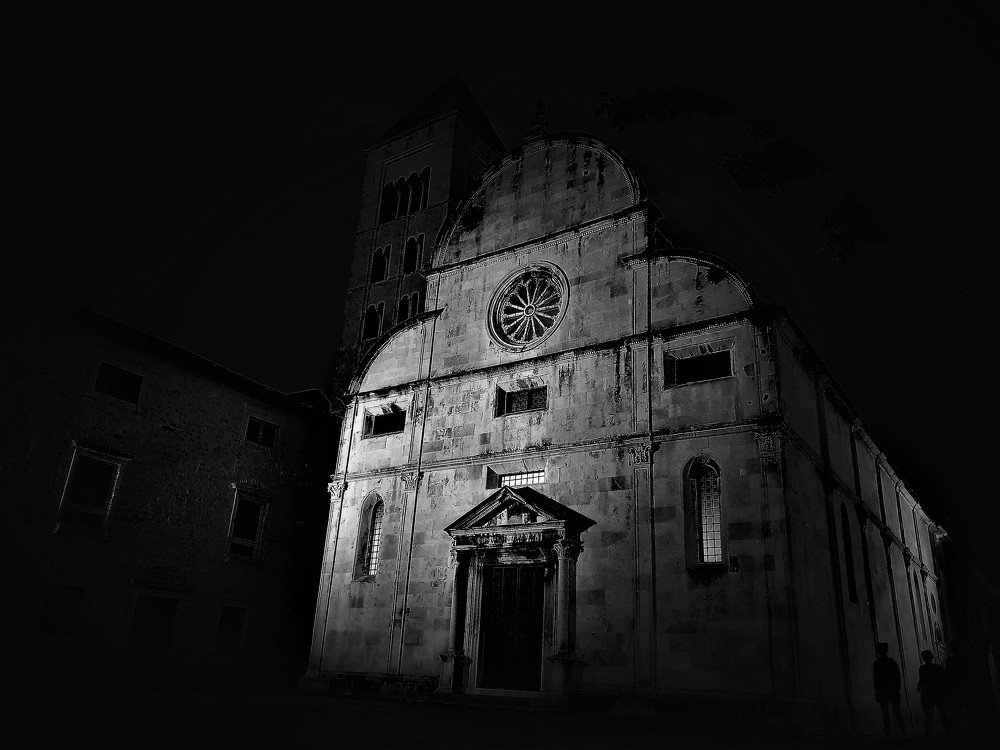 Photograph by Izabella Hamar