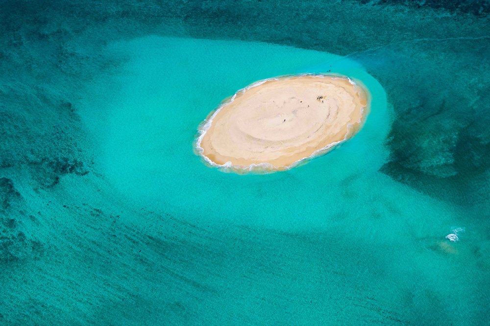 Photograph by Serge Melesan