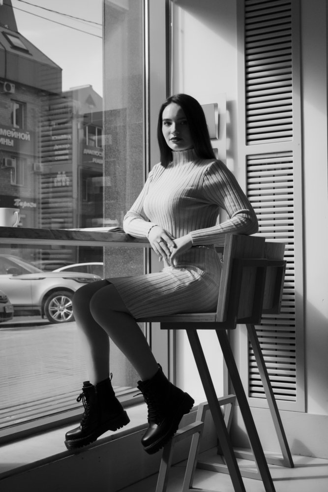 В окружении линий