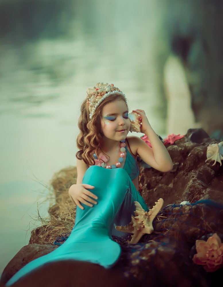 Морские приключения русалочки)))