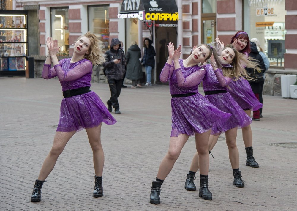 Танцы на улице