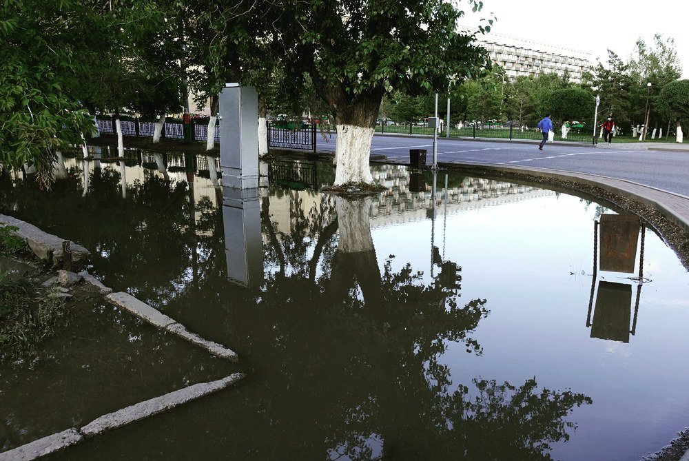 Каналы Венеции на улице Караганды.