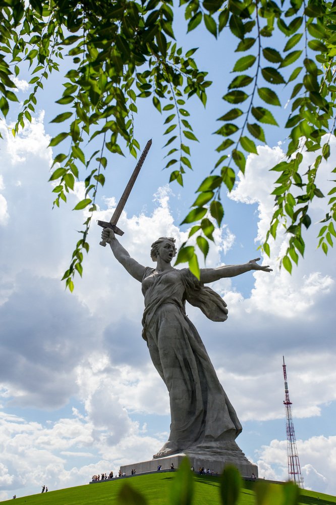 Родина Мать