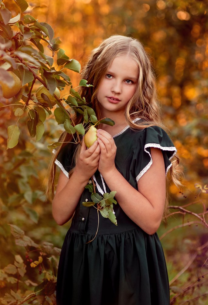 Портрет с грушами