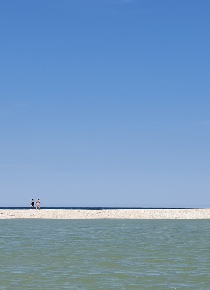 Take me to the sea...