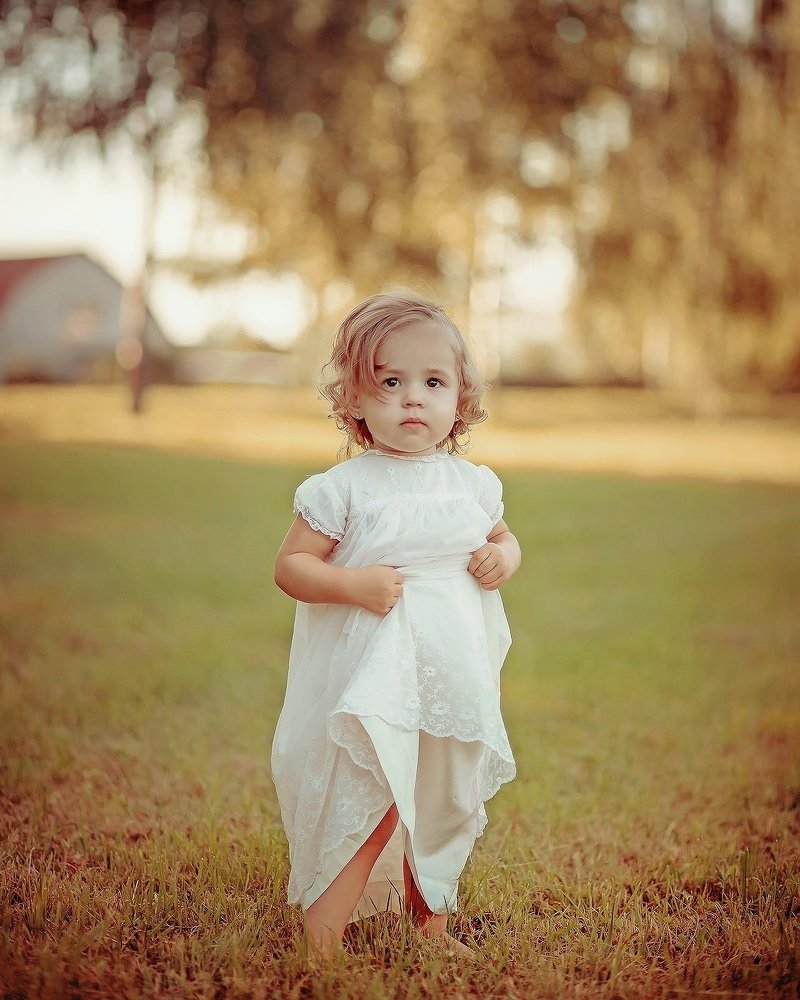 Воздушная маленькая леди.