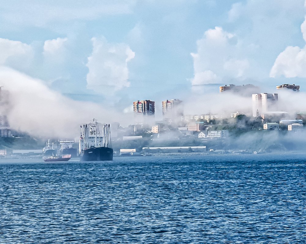 город у моря