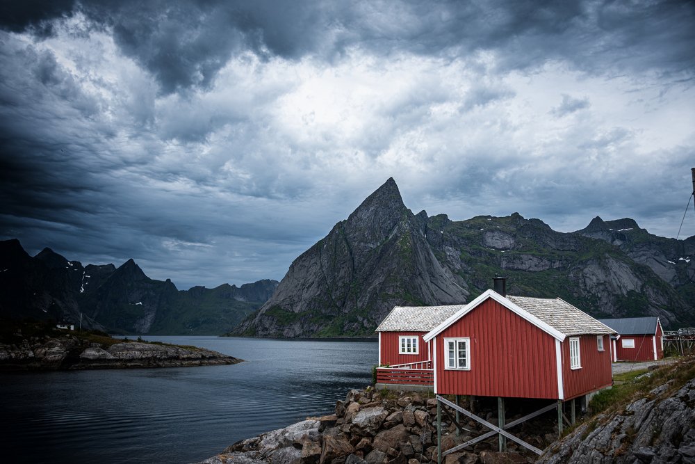 Photograph by Dominik Gugerli