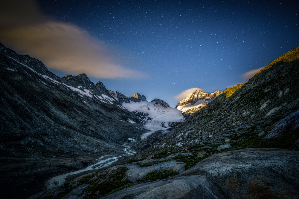 Photograph by Dominik Gugerli