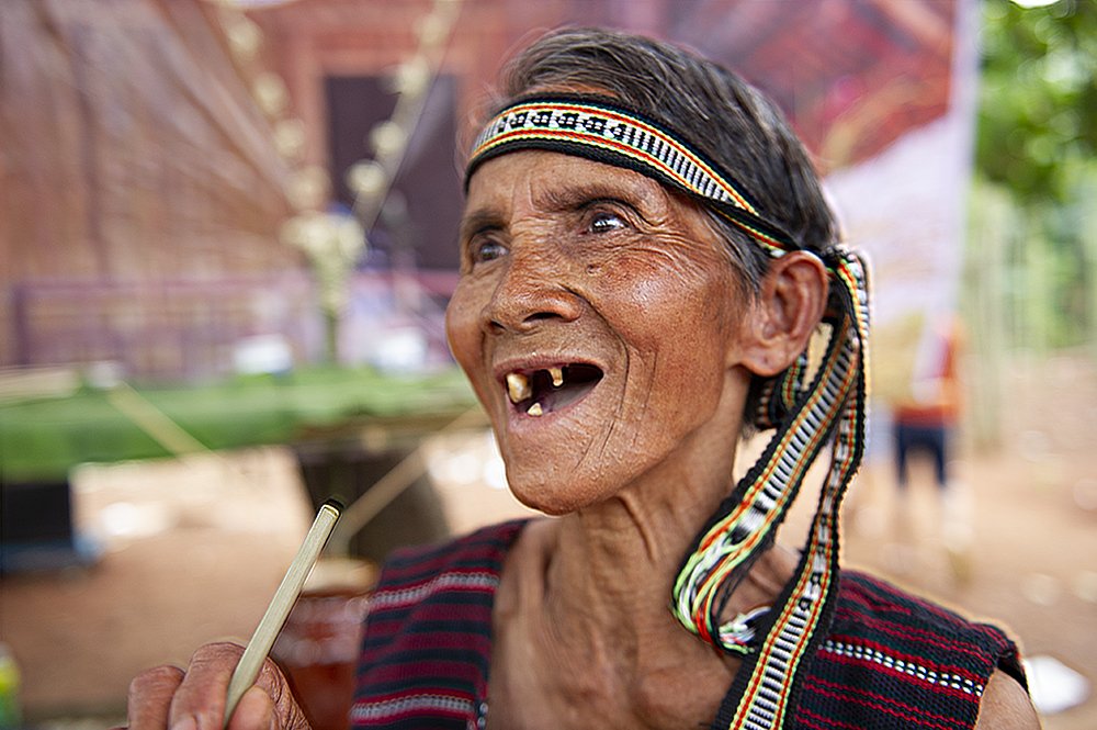 Nụ cười mẹ Chơ Ro