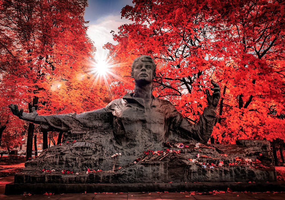 Памятник Есенина