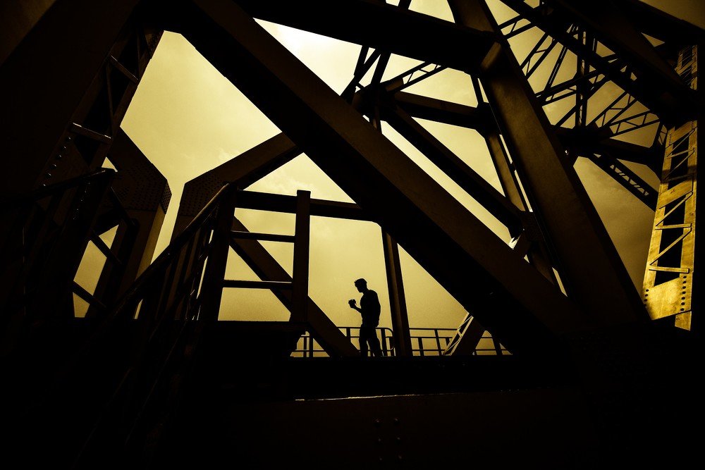 Human inside geometry.