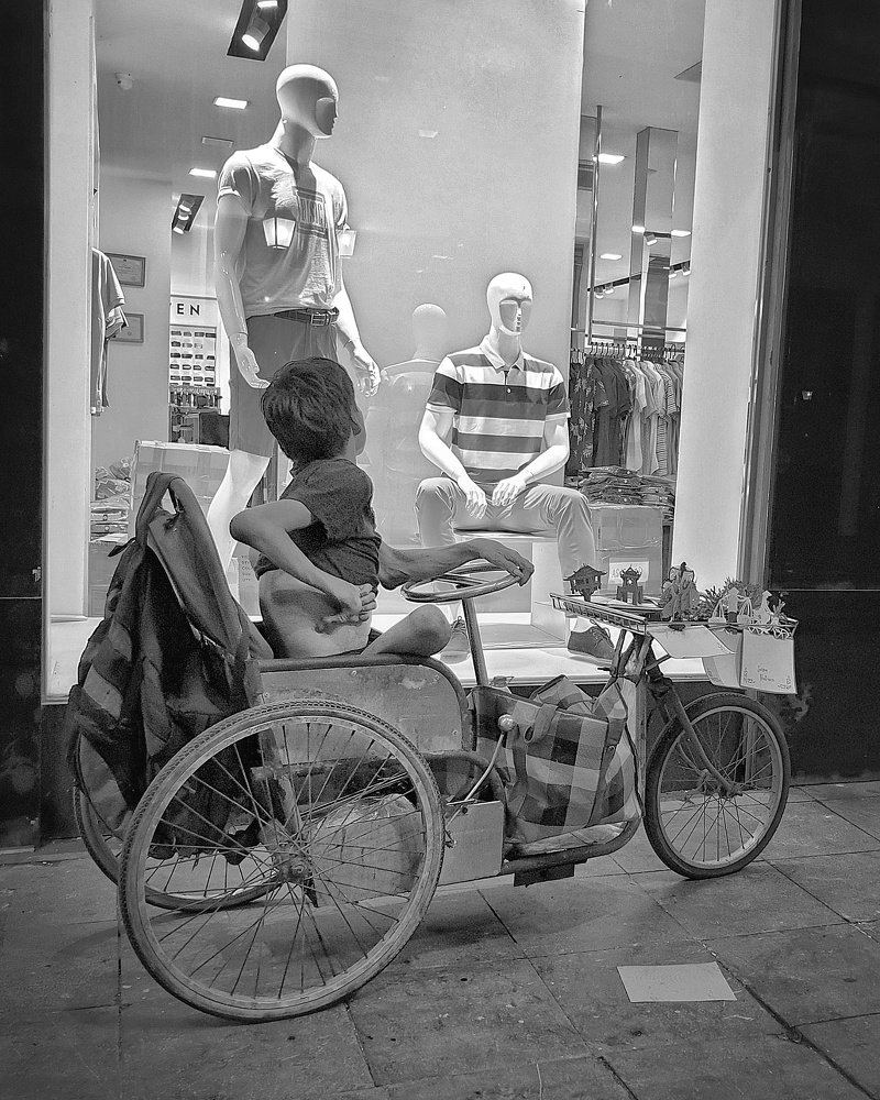 Photograph by Tuấn Bùi Quý