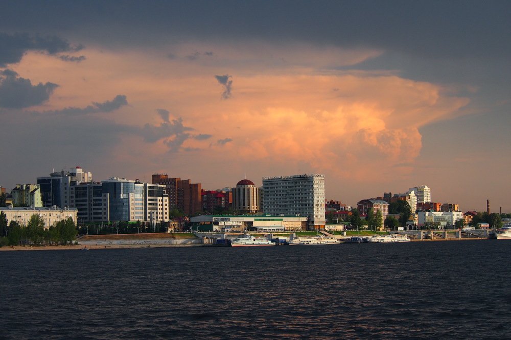 вид на Самару с Волги