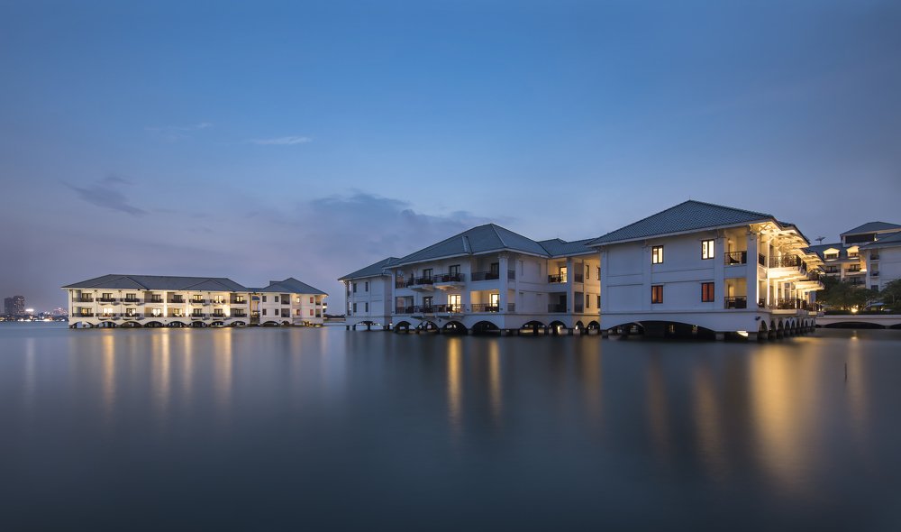 Photograph by Nguyễn Thế Dương Kts