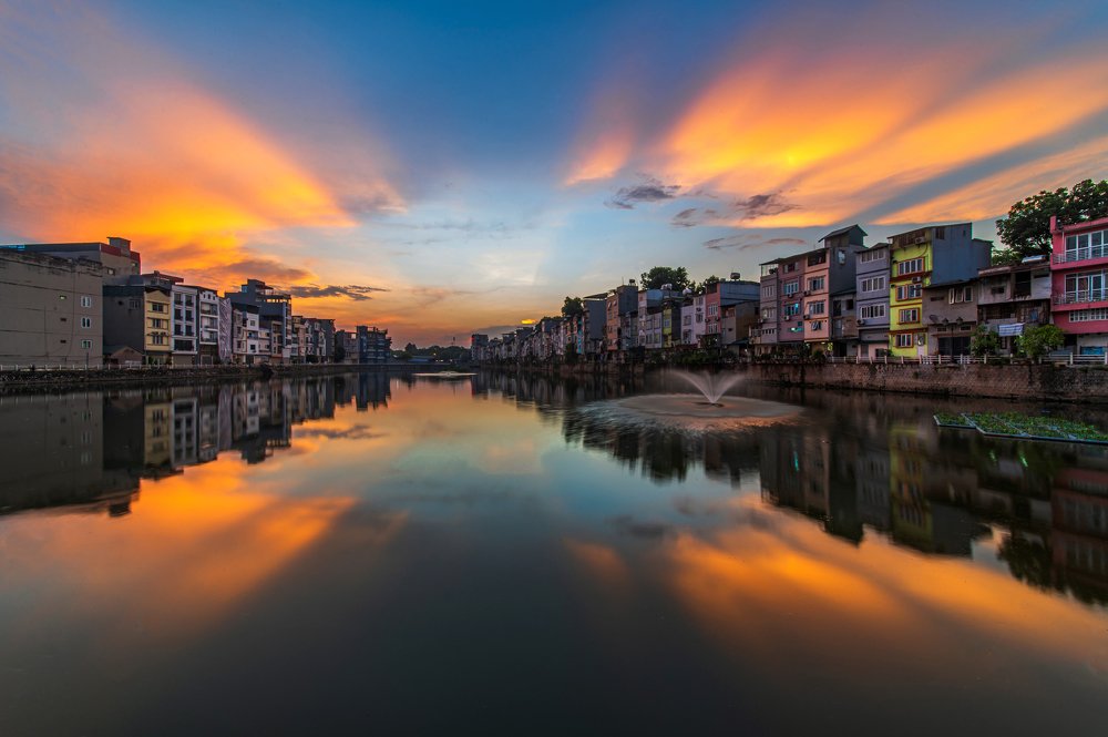 Photograph by Anh Tuấn Trần