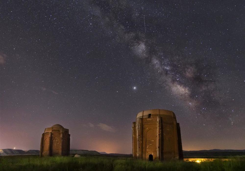 Photograph by Hamid musavi