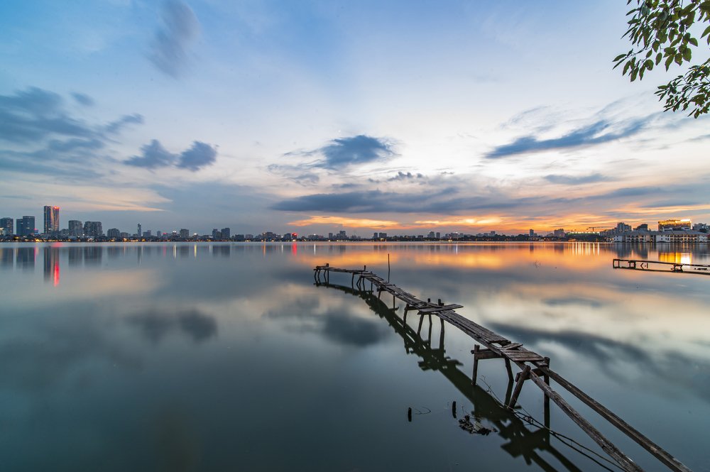 Photograph by Anh Tuấn Trần