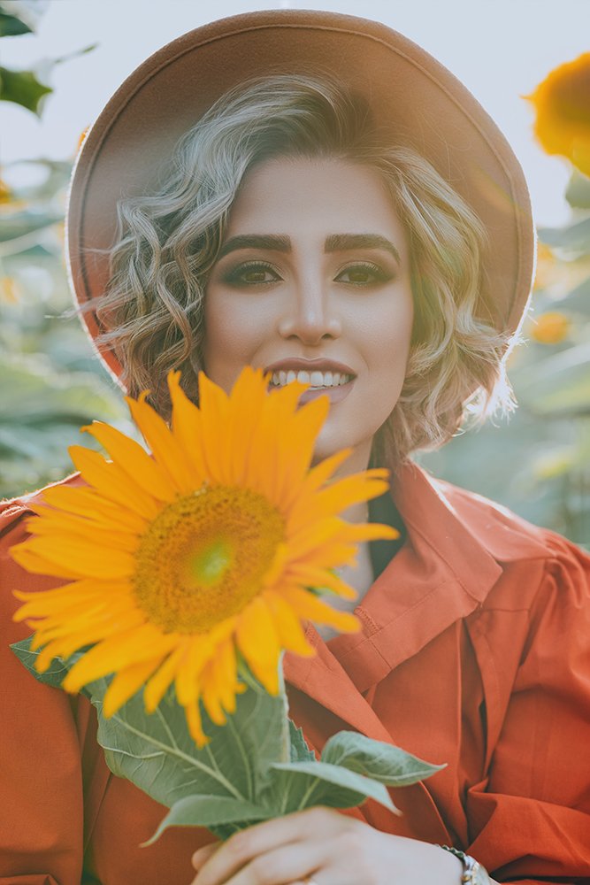 Photograph by Amir Behzadi