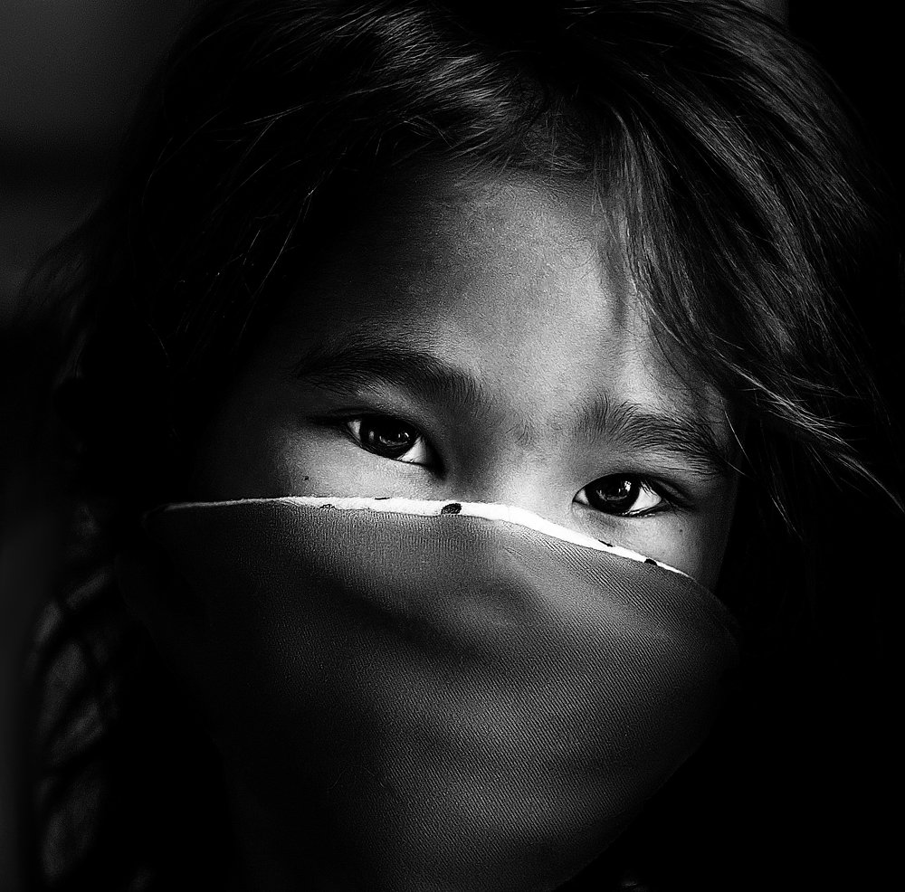 Взгляд Полины