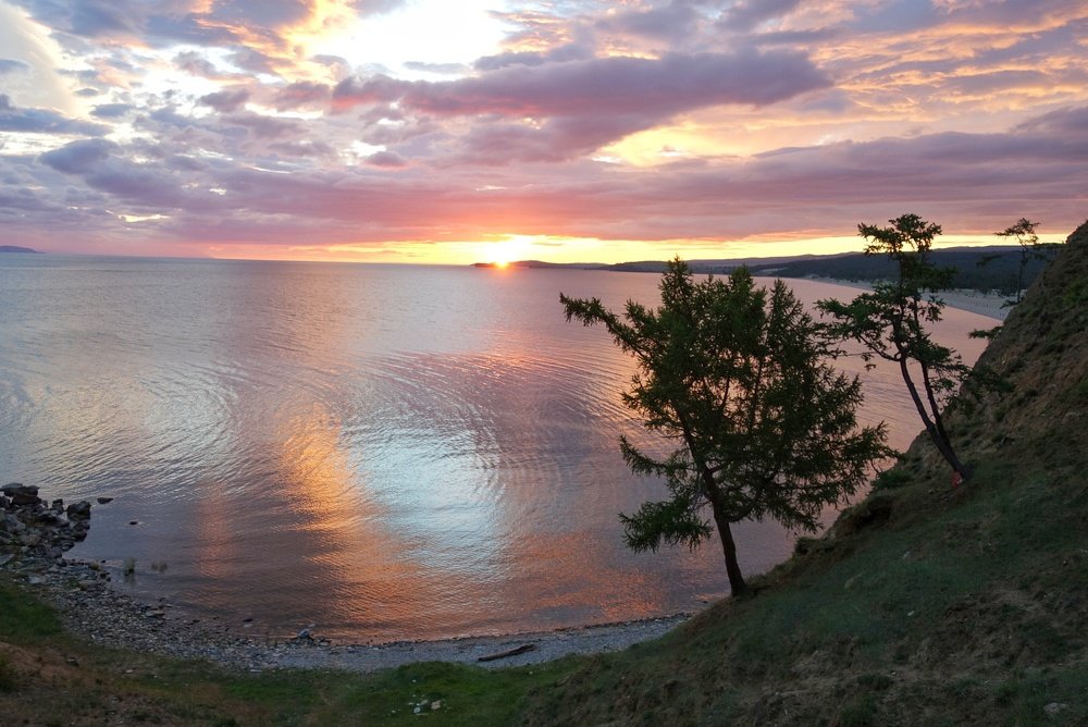 Рассвет на Байкале