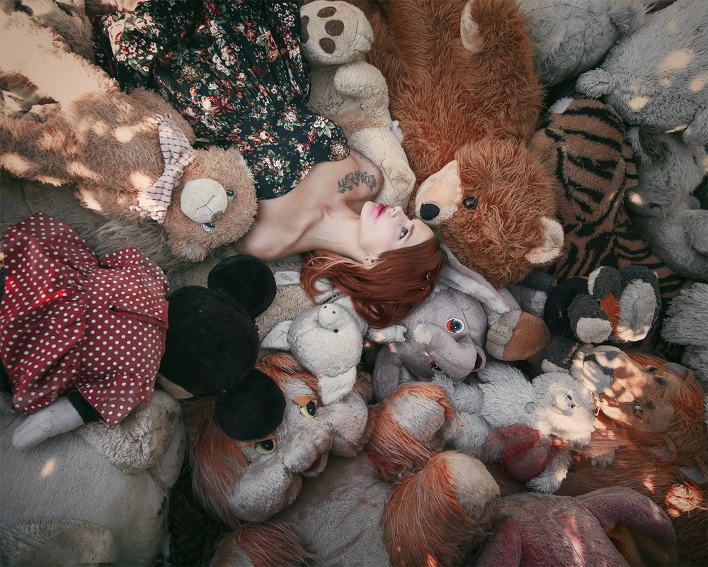 Photograph by Maria Silent