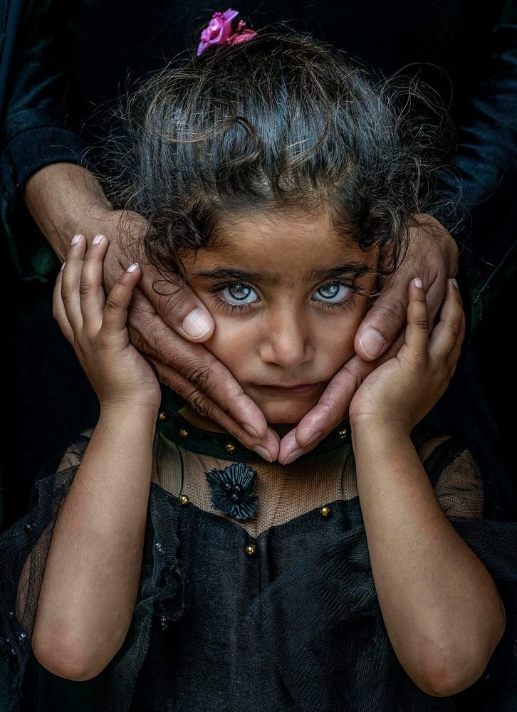 Hanan mother's hands