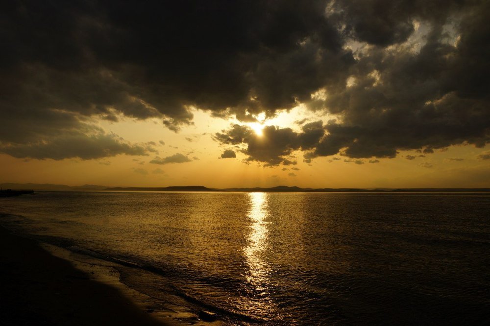 Photograph by ANTON KHOMENKO https://www.patreon.com/ant_vipp