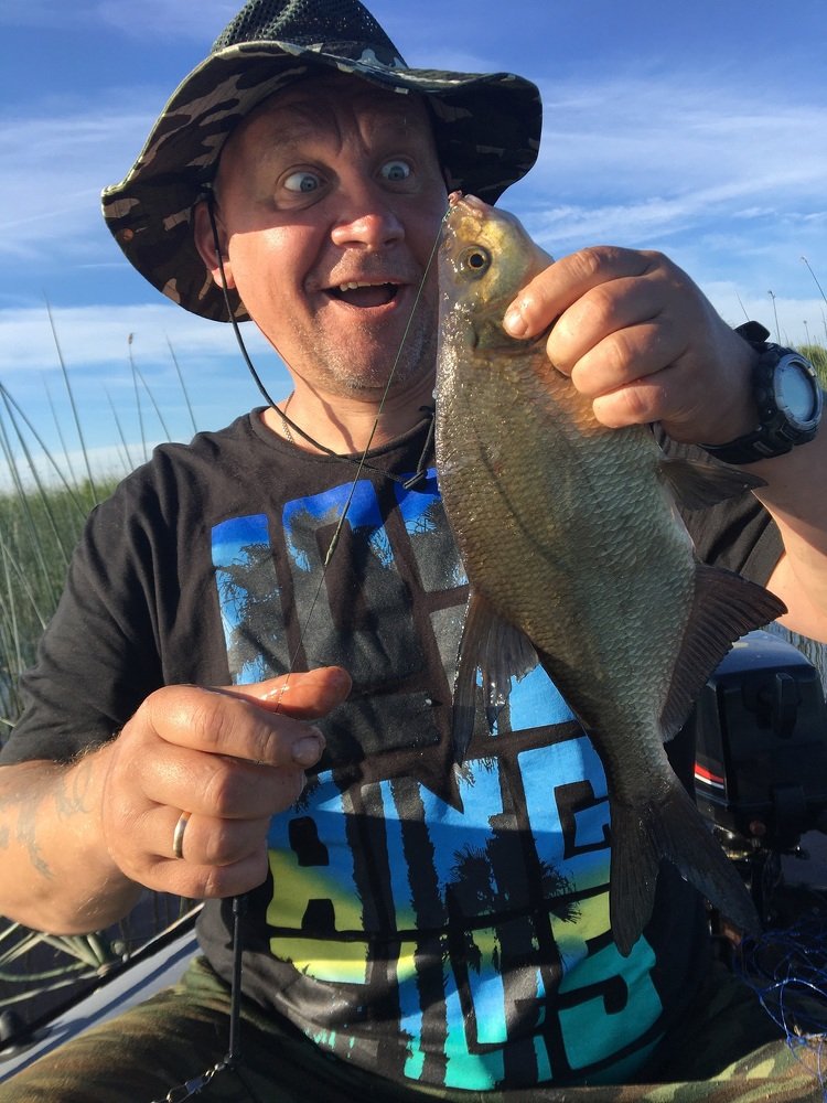 Эти глаза напротив