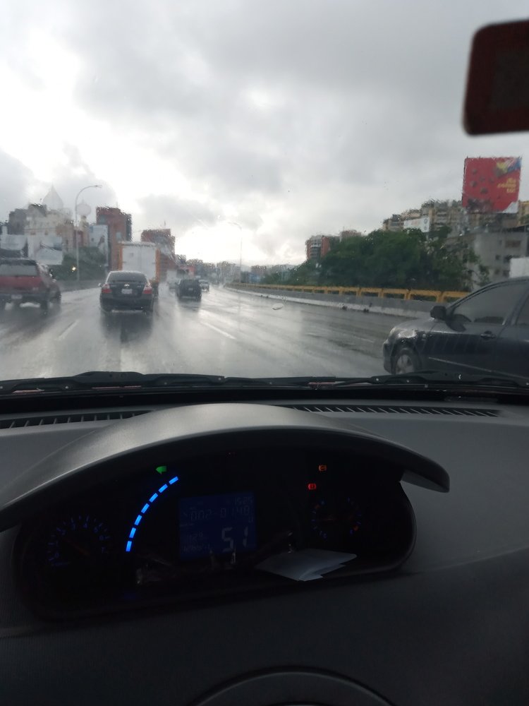 Detrás de mi para brisa