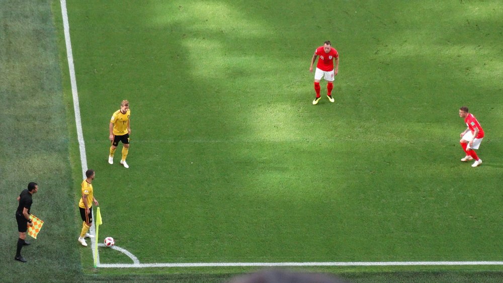 Азар против Англии.