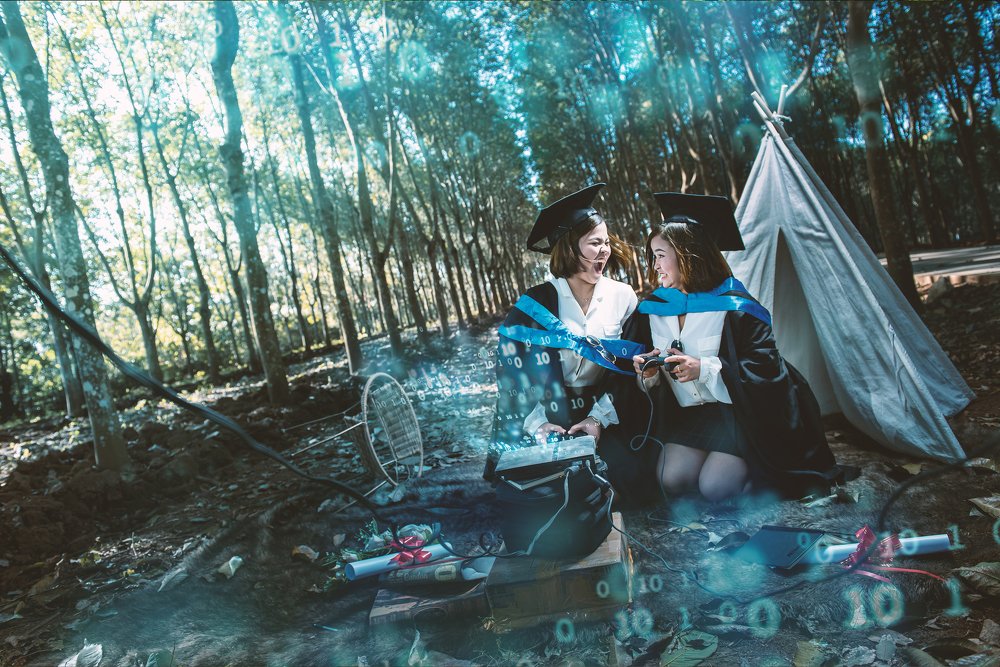 Photograph by Sai Moe