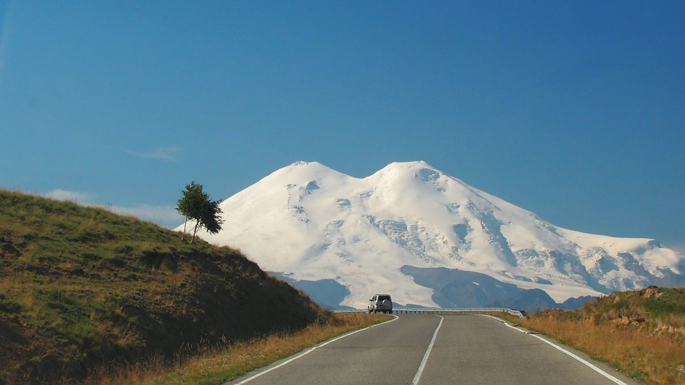 The road to Elbrus