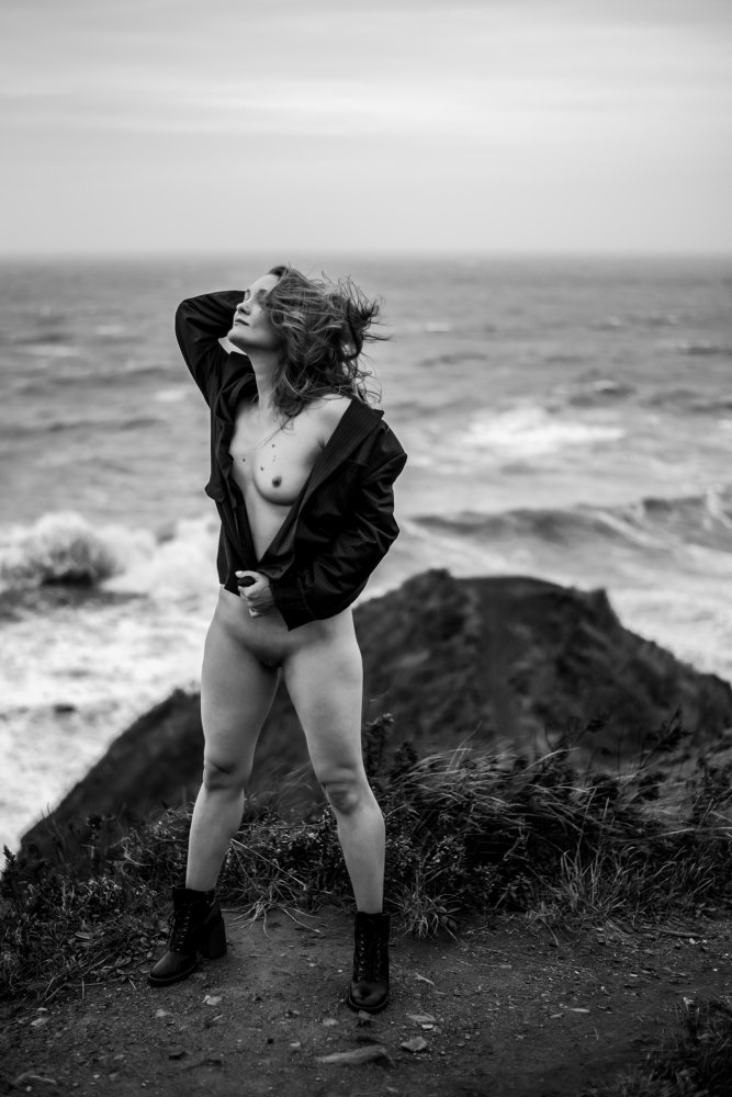 Photograph by ANTON KHOMENKO https://www.patreon.com/ant_vipp