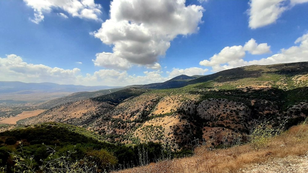 Photograph by Kandubasha