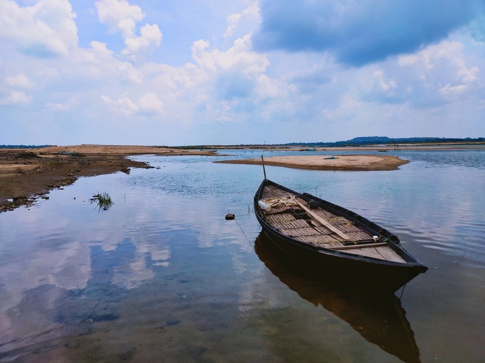 সবই আজ স্তব্ধ