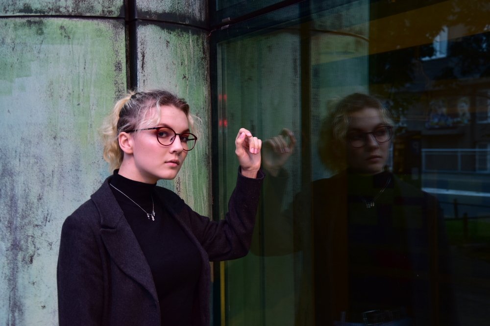 В отражении